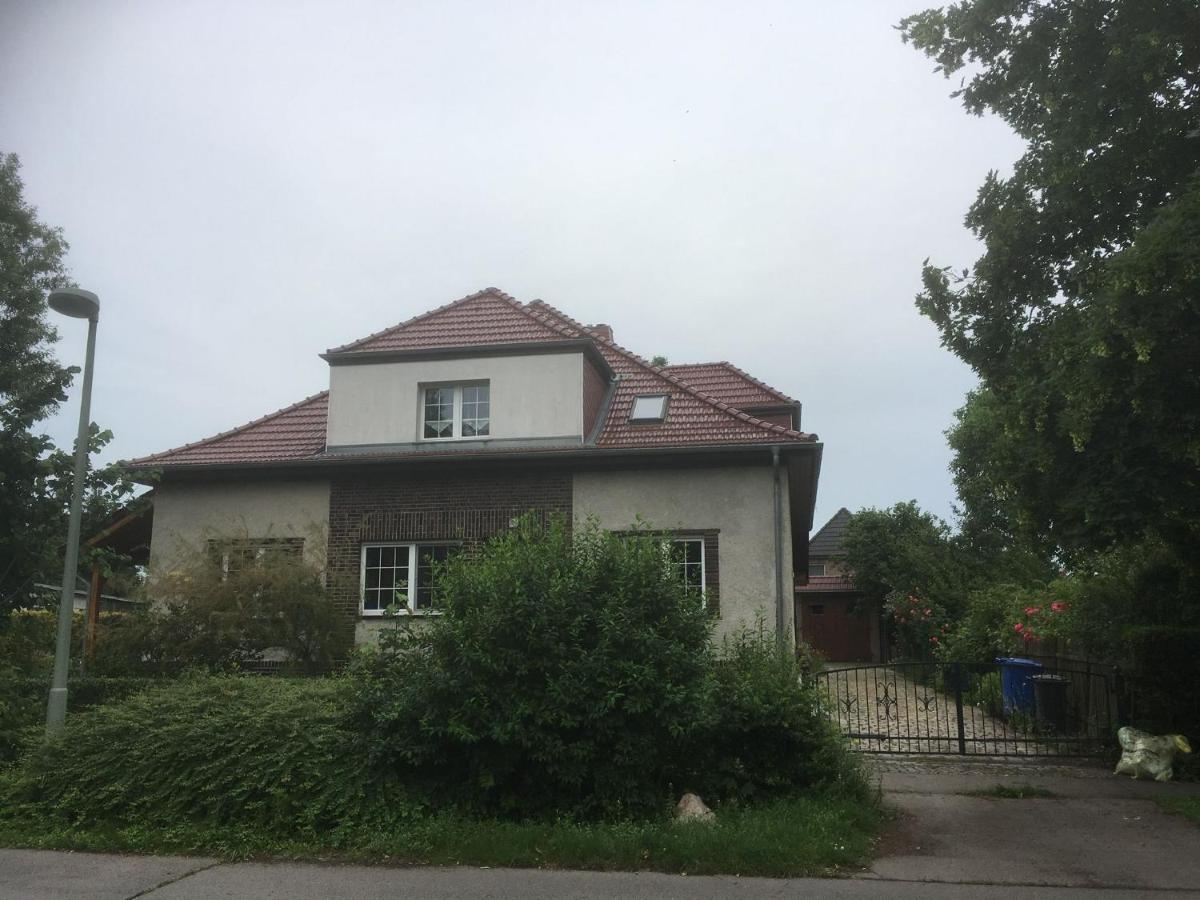 Biesdorf-Verkehrsguenstig Und Ruhig 베를린 외부 사진